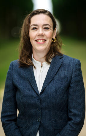 LEONIE VAN BERGEN